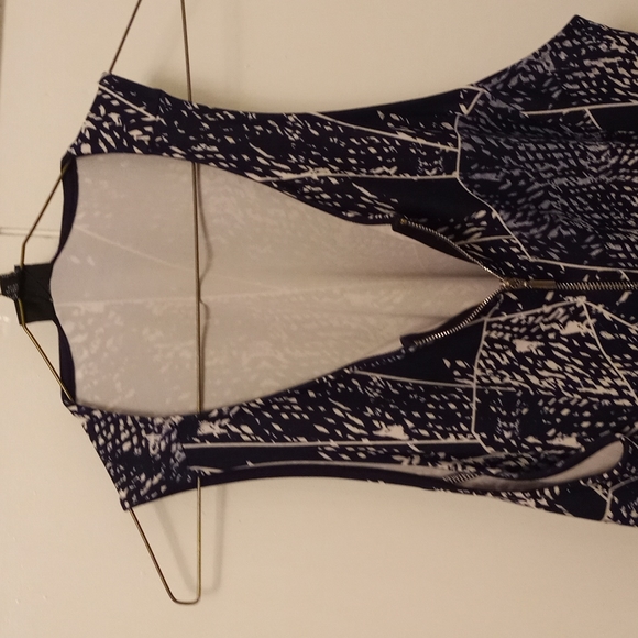 Cute Zipper dress - Picture 4 of 5